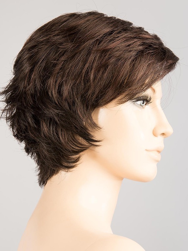 Perücke Date Large Übergröße 58–60 cm, kurzer Stufenschnitt für einen modernen und natürlichen Wet-and-Wild-Effekt