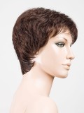 Kurze, gestufte und spitz zulaufende Perücke Foxy Small mit dunklem Ansatzeffekt und Balayage-Strähnen, für kleinen Kopfumfang 4