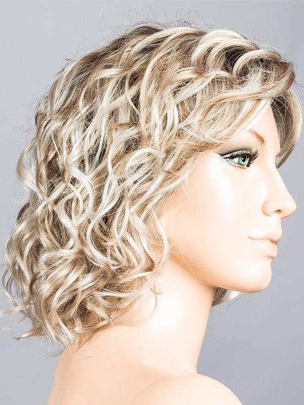 Perücke Ellen Wille Girl Mono Part: verführerische Wellen, natürlicher Mono-Scheitel, girly Volumen und rebellischer Look