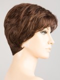 Kurze Gold-Perücke: sehr natürliches Ergebnis, sportlicher und dynamischer Stil, Rooted-Effekt (Ansatz) und Mix-Effekt (Balayage