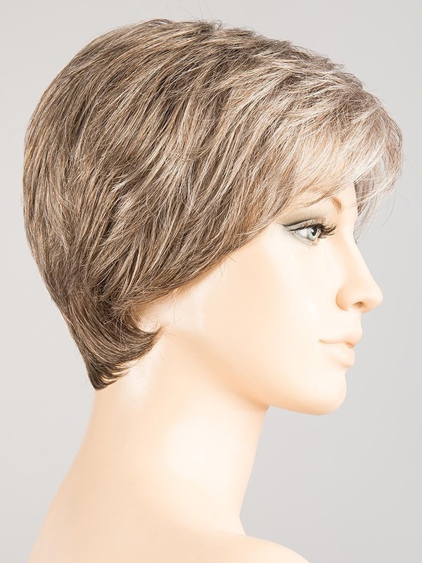 Kurze Gold-Perücke: sehr natürliches Ergebnis, sportlicher und dynamischer Stil, Rooted-Effekt (Ansatz) und Mix-Effekt (Balayage