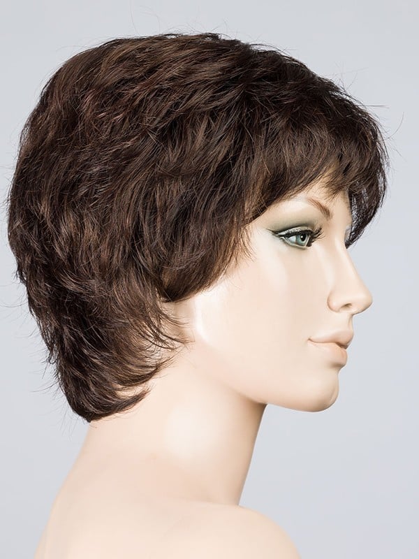 Perücke Keira: spitz zulaufende Spitzen, Volumen und Bewegung, Rooted-Effekt (Ansatz) oder Mix (Balayage) für einen natürlichen 