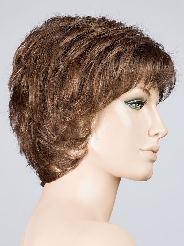 Perücke Keira: spitz zulaufende Spitzen, Volumen und Bewegung, Rooted-Effekt (Ansatz) oder Mix (Balayage) für einen natürlichen 