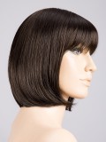 Perücke Sue Mono: klassischer Bob mit Pony, Ansatz-Effekt (rooted) und Balayage (mix), leichte synthetische Faser am r