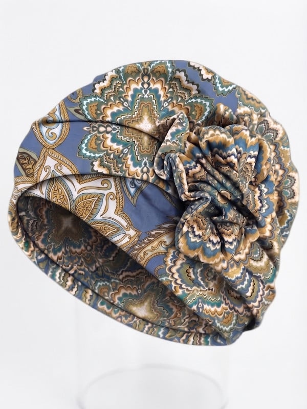 Turban Anna Printed Gisela Mayer mit Print und dekorativer Blüte, weich und atmungsaktiv aus Bambus/Viskose für täglichen Komfor