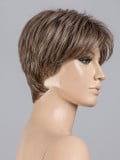 Perücke Elan von Ellen Wille mit kurzem Pixie-Schnitt aus hitzebeständiger Kunstfaser, mit Lace Front und asymmetrischem Pony