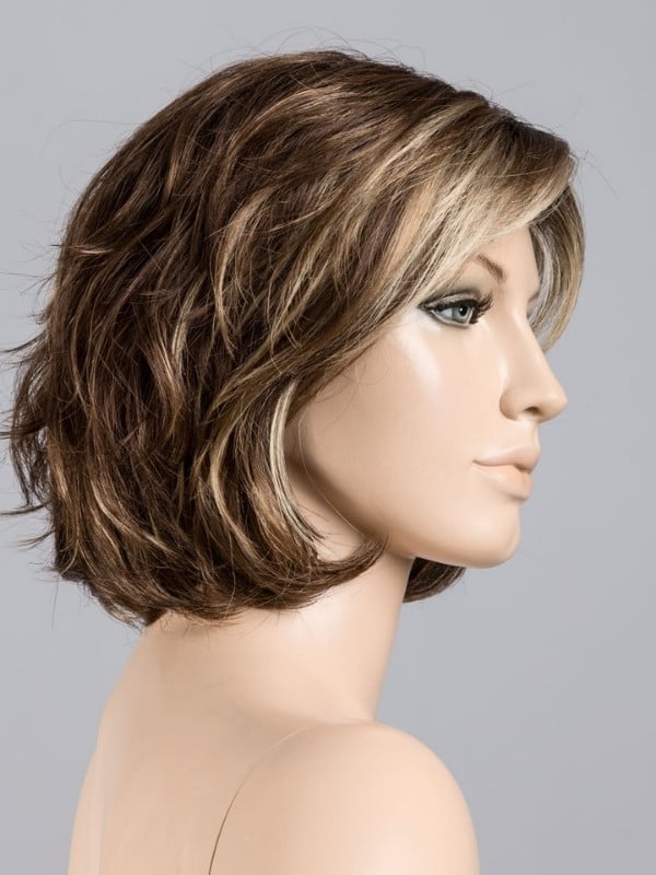 Kurze, gewellte Night-Bobperücke von Ellen Wille aus Kunsthaar mit Lace Front für einen natürlichen Look. Vergleichen Sie die F