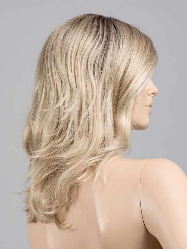 Damenperücke Touch Mono Part von Ellen Wille mit langem, gewelltem Kunsthaar und Lace Front für einen natürlichen Look