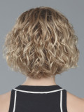 Kurze, lockige Perücke Turn Mono Part von Ellen Wille aus Kunsthaar mit Lace Front und Scheitel aus Teil-Monofilament für einen 
