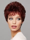 Perücke Sky Gisela Mayer Modern'Hair: schicker Wellenschnitt, natürliches Volumen und urbaner Stil