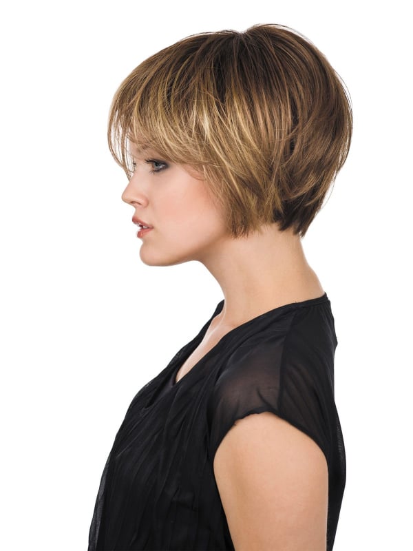 Perücke Gisela Mayer Catwalk A Light Mono Lace Large: kurzer Schnitt, lange Pony, tiefer Bob-Effekt, Größe 58–59 cm